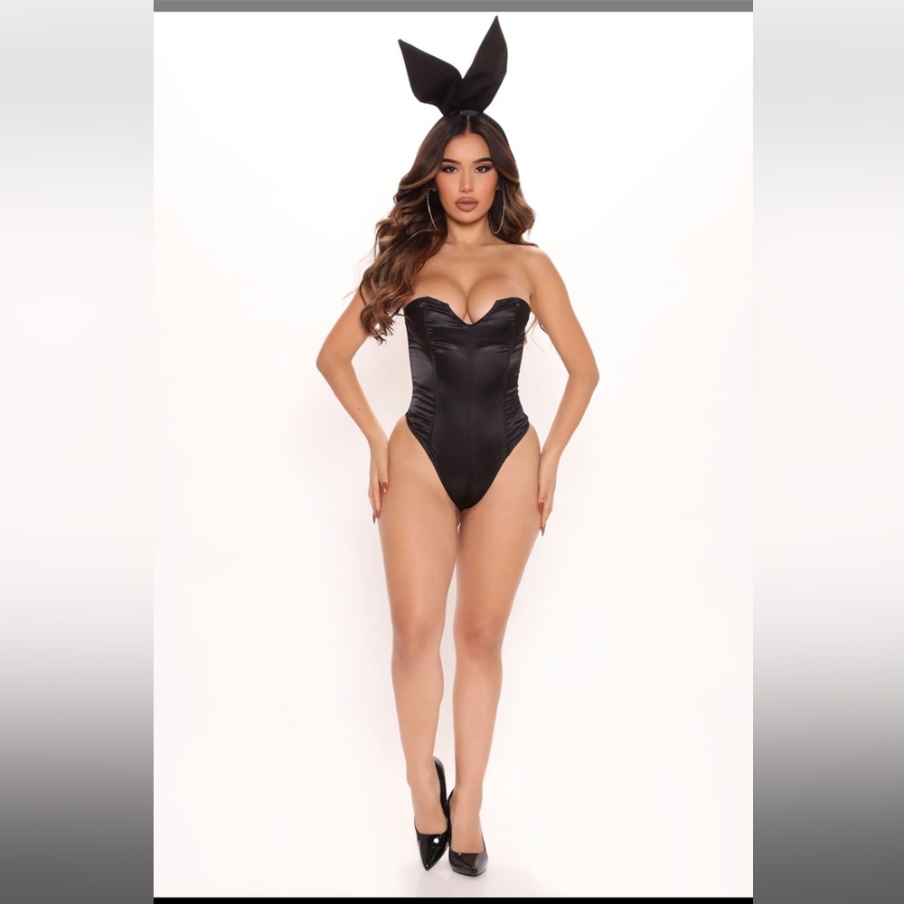2 piece bunny costume